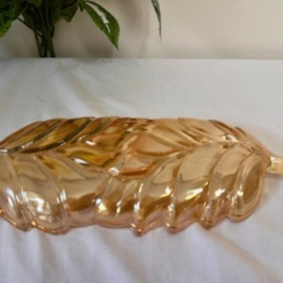 Vintage Marigold Carnival Glass Leaf Dish Iridescent Fall Decor Retro Glass Tray - Picture 4 of 6